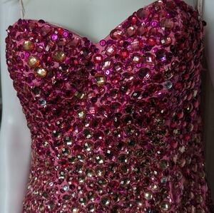 Beautiful sparkling dress!